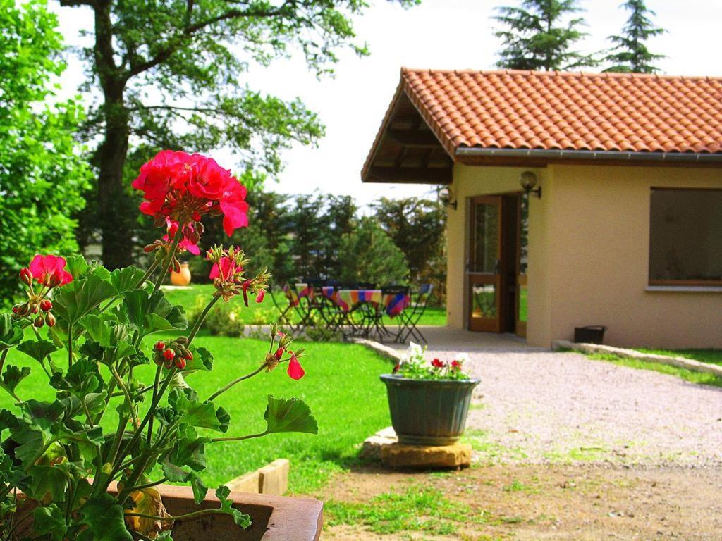 Hotel Etesia Feurs Экстерьер фото